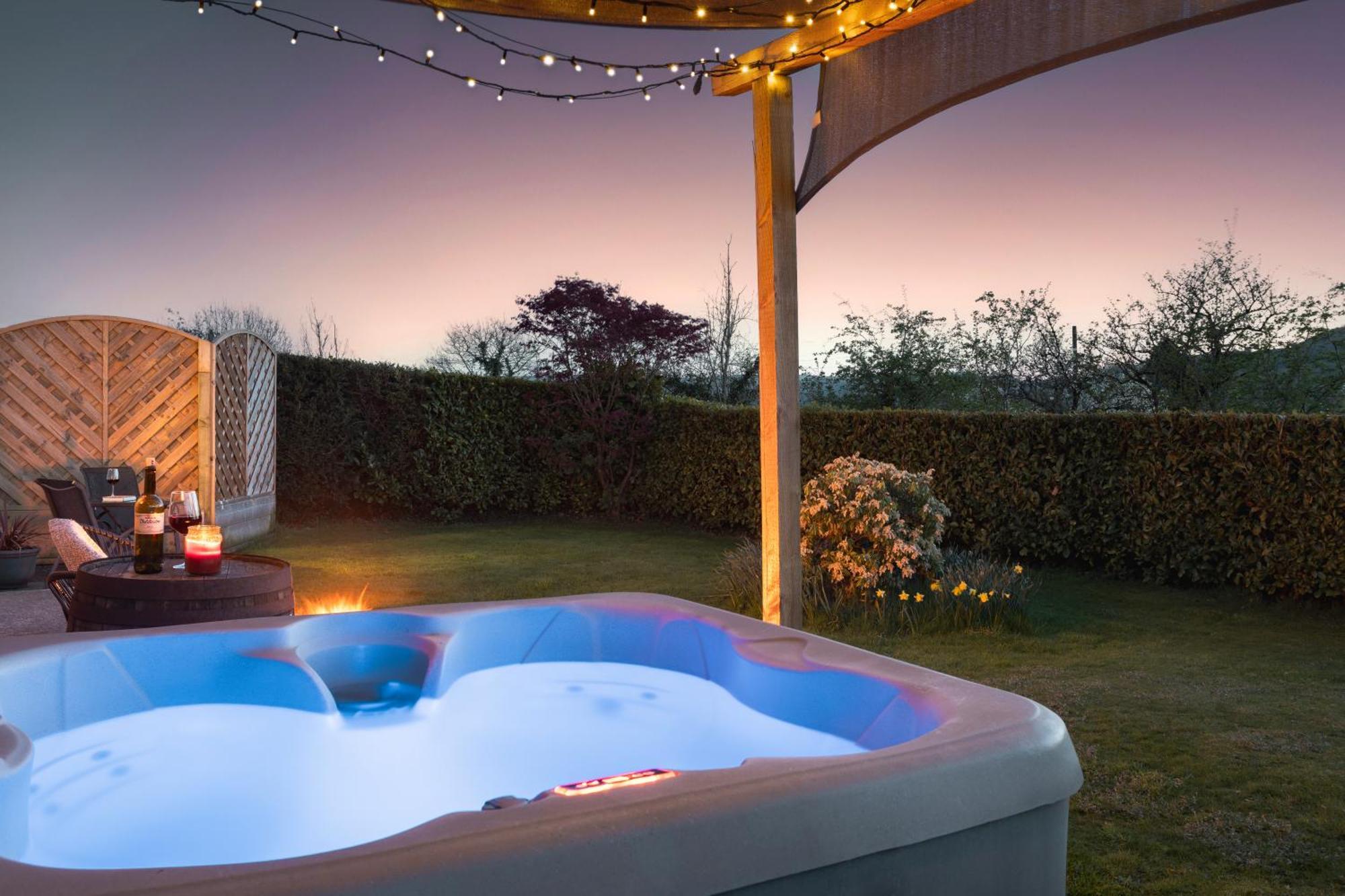 Scar View - Getaway For Two Villa Underbarrow Luaran gambar